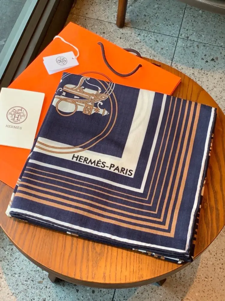 Hermes — Шарф з кашеміру