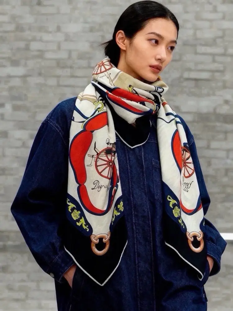 Hermes Scarf of cashmere — Photo 2