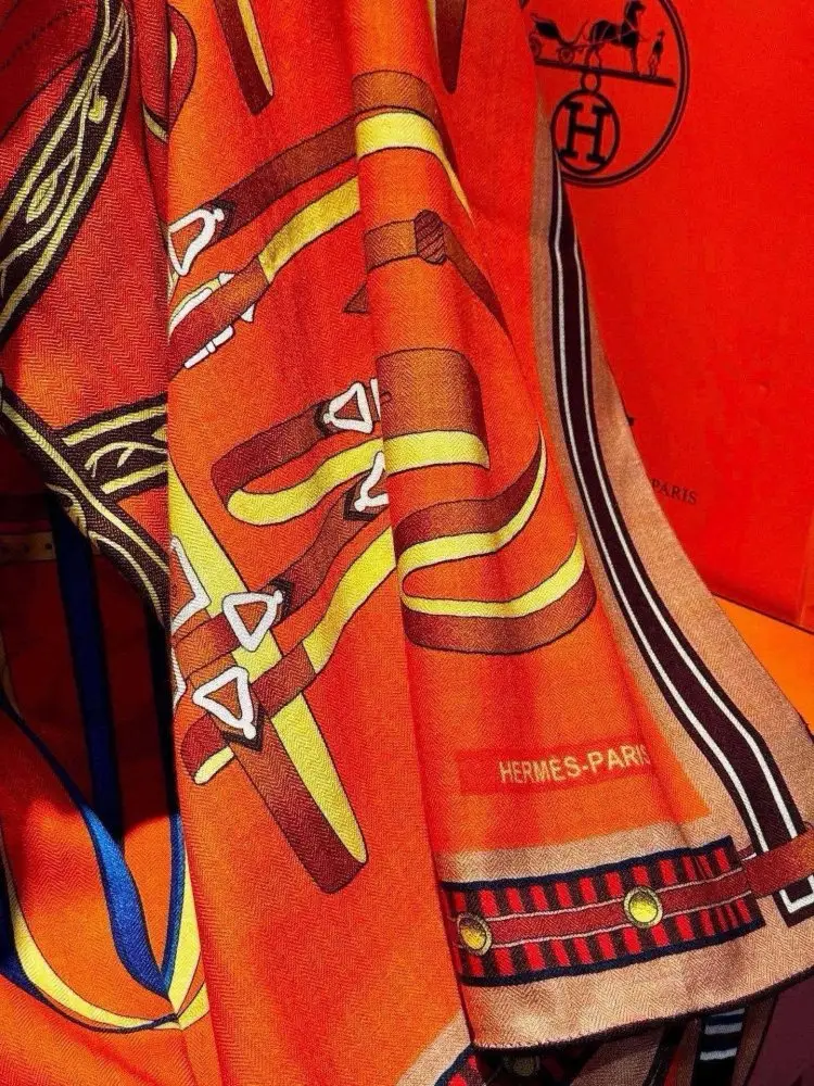 Hermes Scarf of cashmere — Photo 3