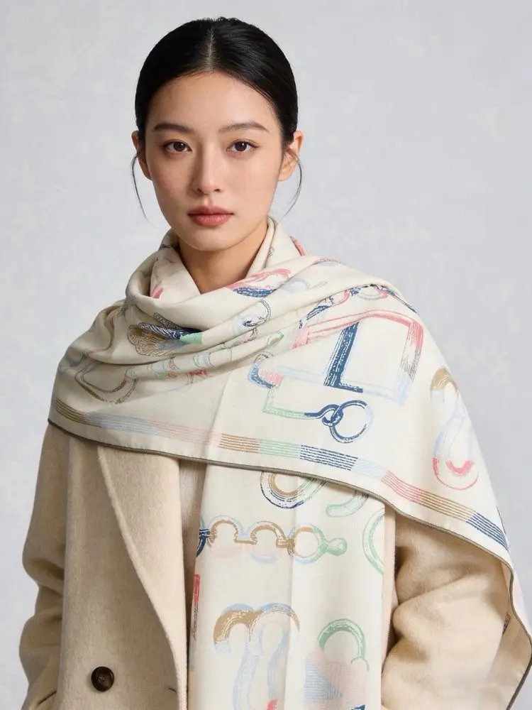 Hermes Scarf of cashmere — Photo 3