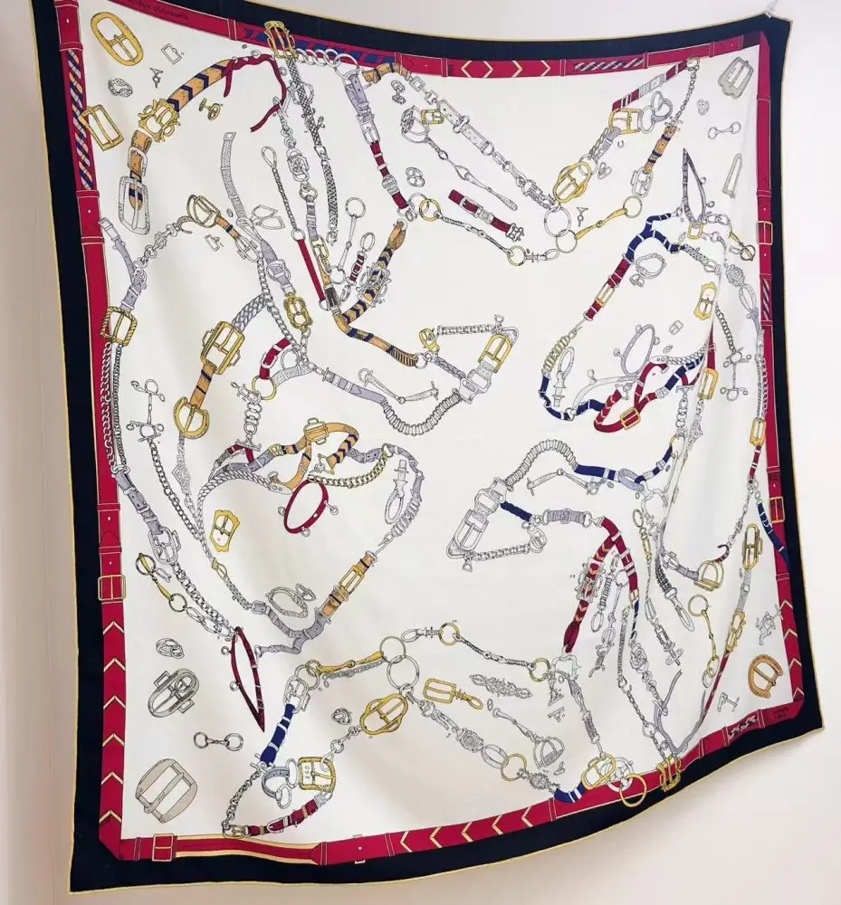 Hermes Scarf of cashmere — Photo 4