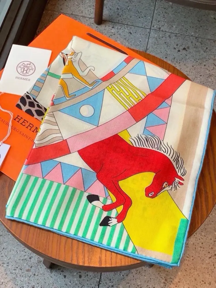 Hermes Scarf of cashmere — Photo 4