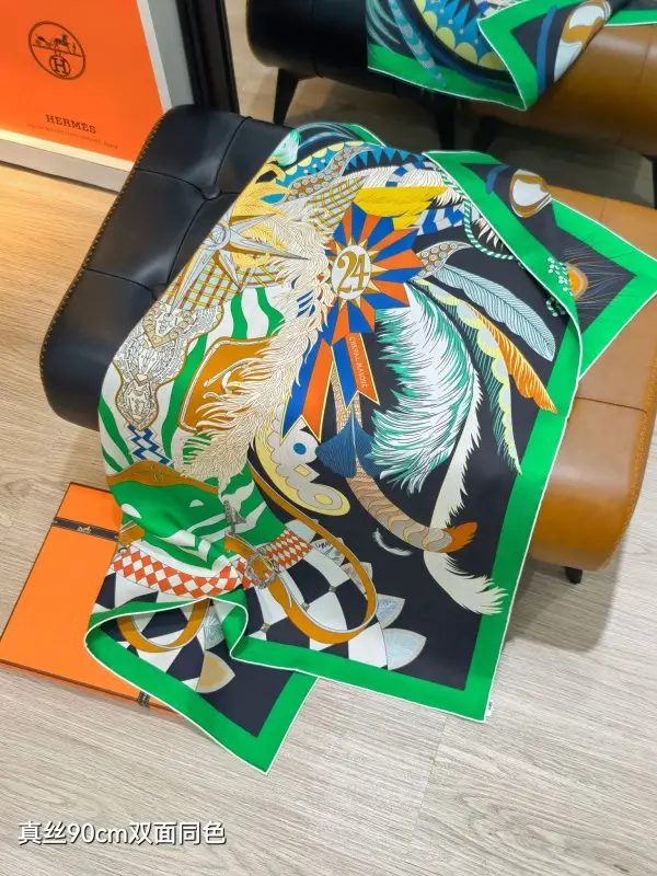 Hermes Шаль шовкова 90x90 см — Фото 4