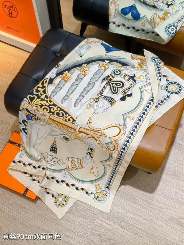 Hermes Шаль шовкова 90x90 см — Фото 5