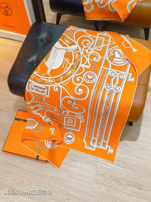 Hermes Шаль шовкова 90x90 см — Фото 5