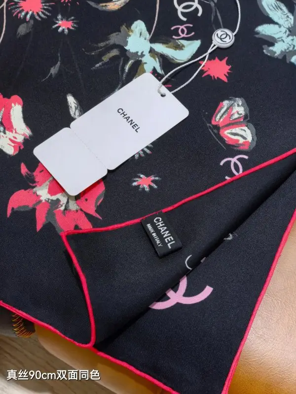 Hermes Shawl silk 90x90 cm — Photo 5