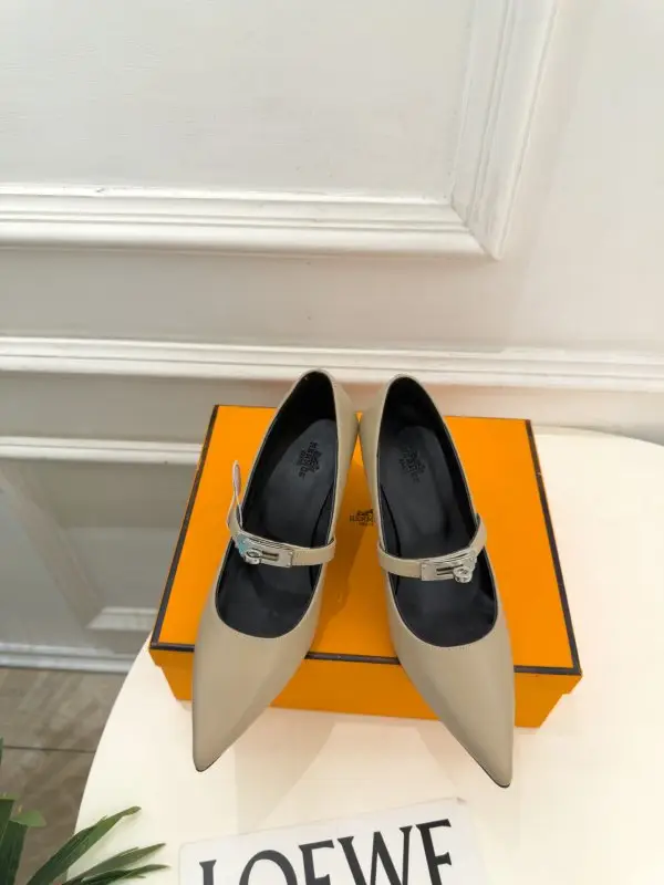 Hermes Туфли лодочки на шпильке — Фото 2