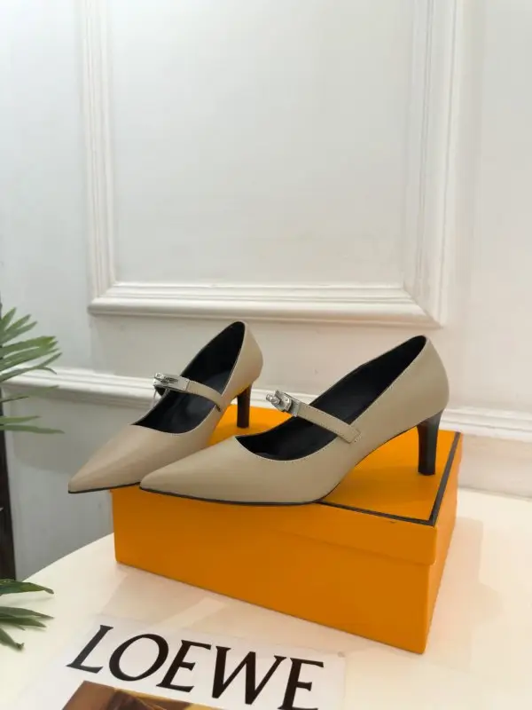 Hermes Туфли лодочки на шпильке — Фото 3