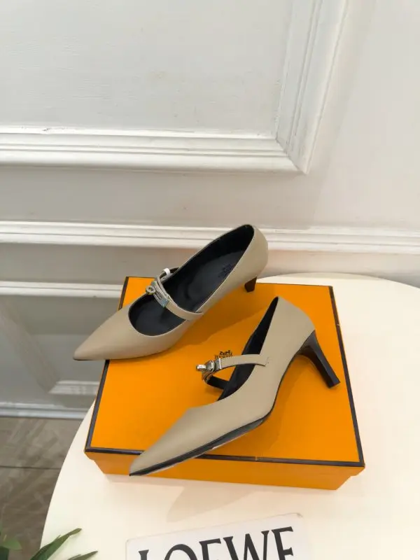 Hermes Туфли лодочки на шпильке — Фото 5