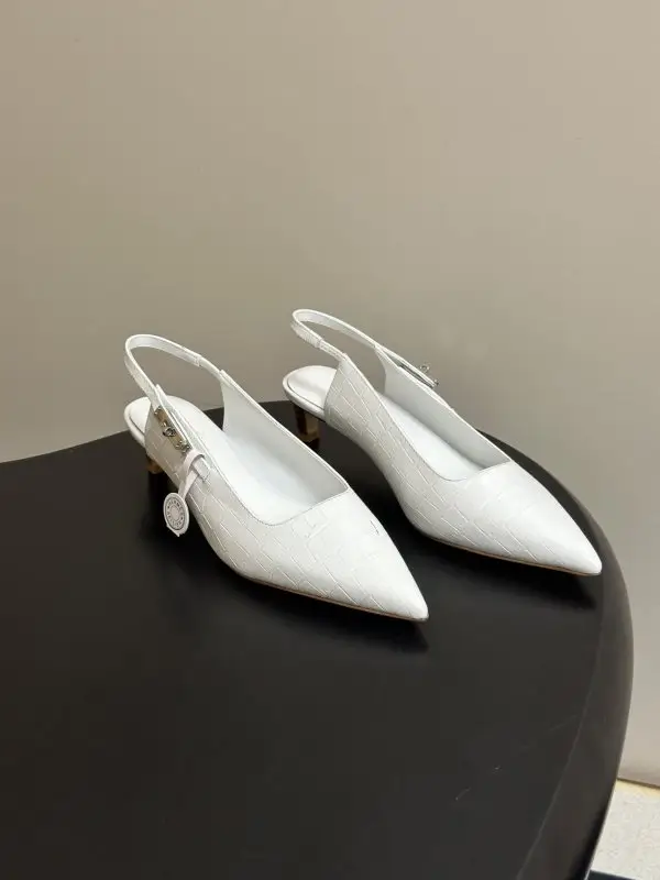 Hermes — Туфли слингбэки на каблуке