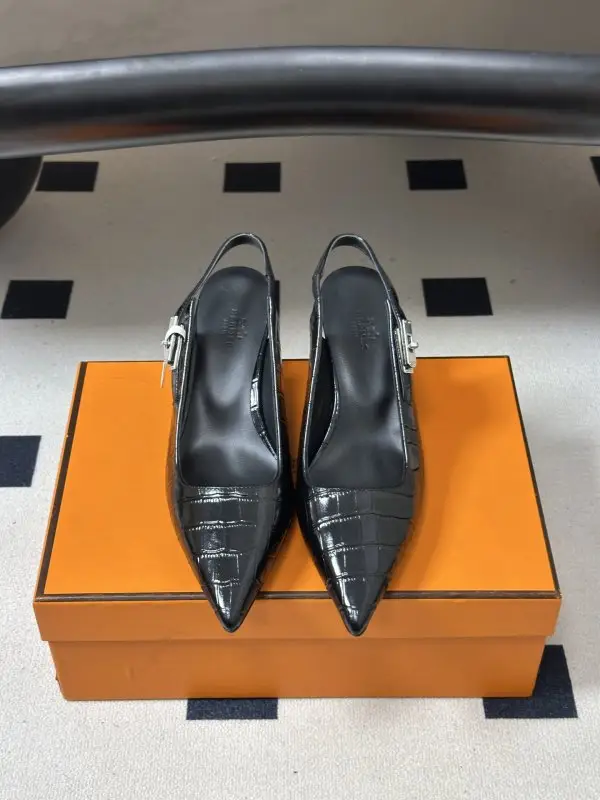 Hermes Shoes слингбэки on heel — Photo 4