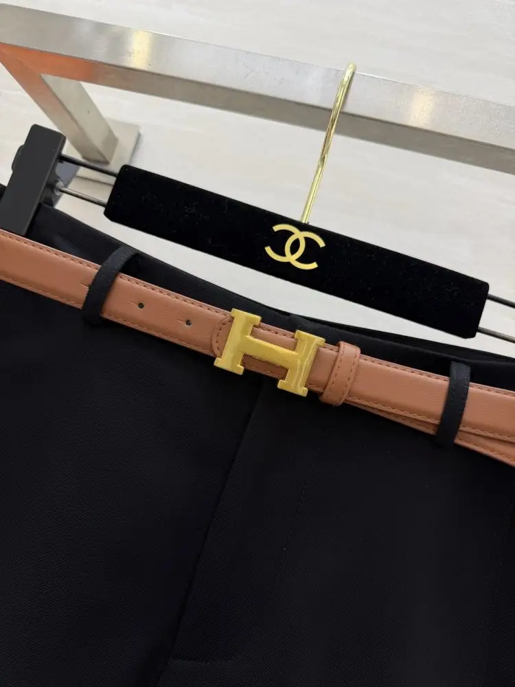 Hermes Шорты женские — Фото 2
