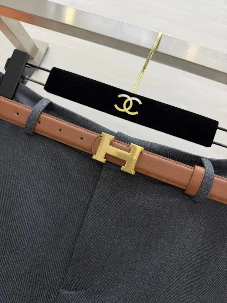 Hermes Шорти жіночі — Фото 4
