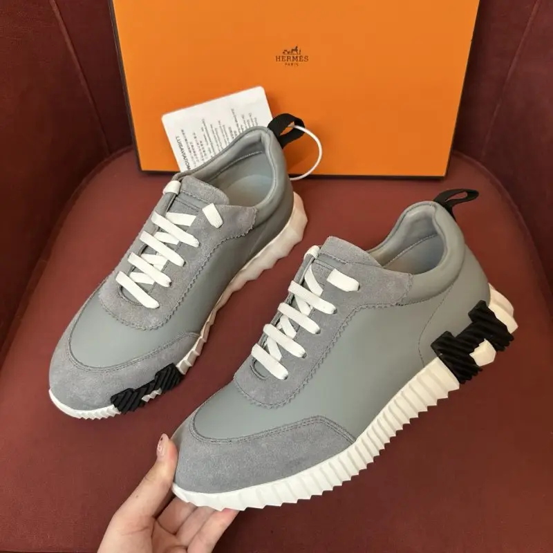 Hermes — Sneakers Bouncing