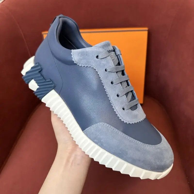 Hermes Sneakers Bouncing — Photo 3