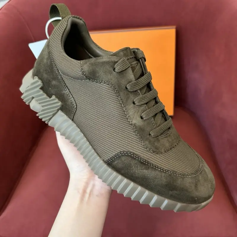 Hermes Sneakers Bouncing — Photo 4