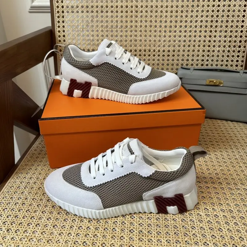 Hermes Sneakers Bouncing — Photo 4