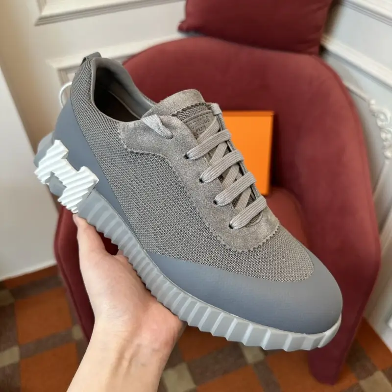 Hermes Sneakers Bouncing — Photo 4