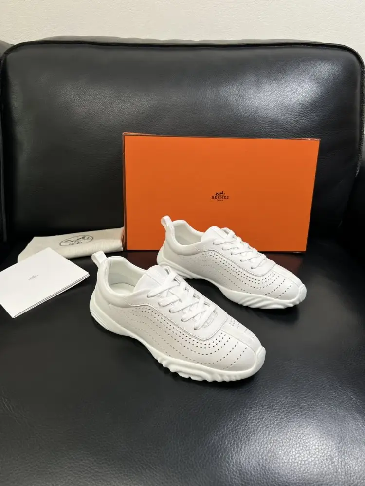 Hermes — Кросівки чоловічі