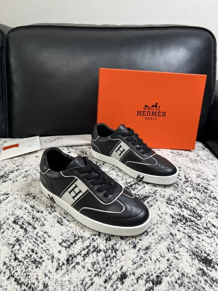 Hermes — Sneakers