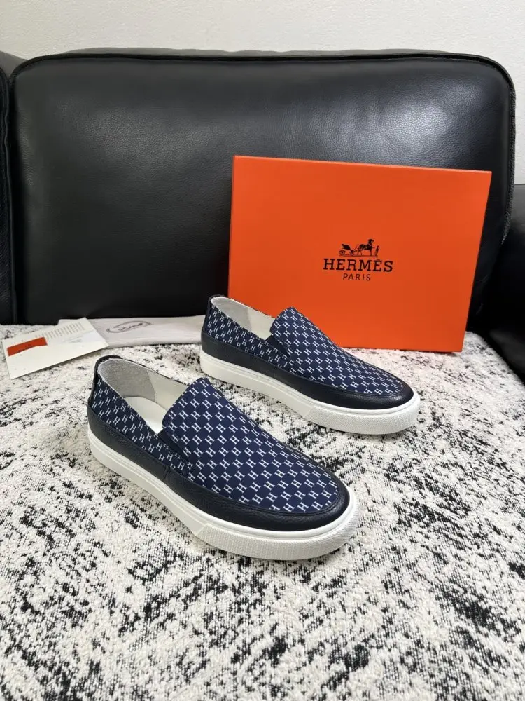 Hermes — Sneakers