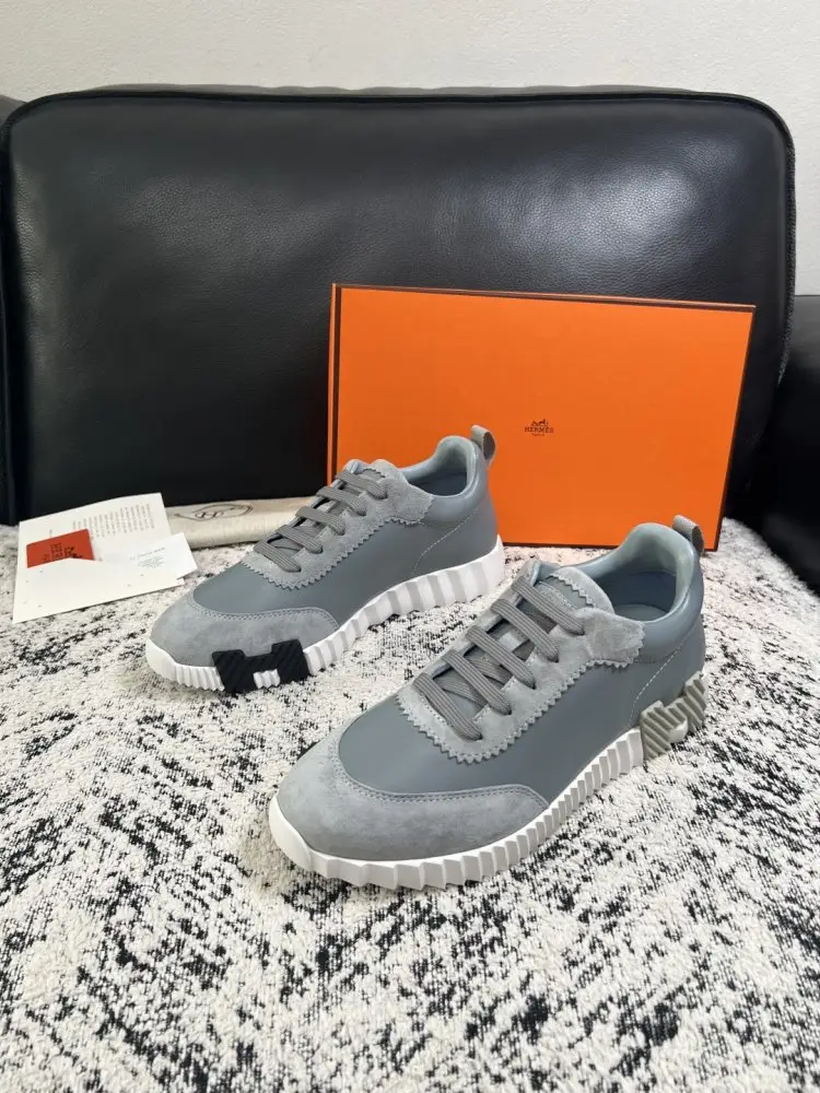 Hermes Sneakers — Photo 2