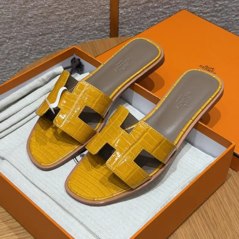 Hermes — Step-ins Oran at skin crocodile