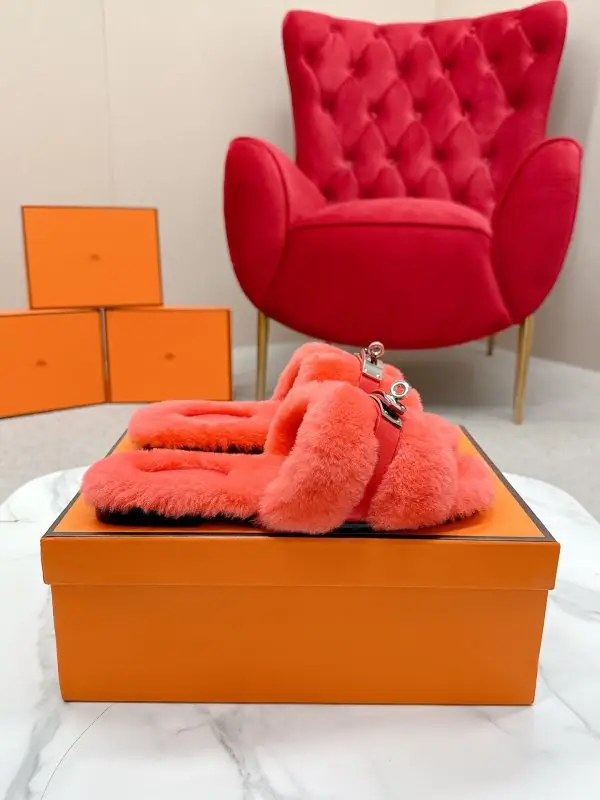 Hermes Step-ins women's on fur from buckle Kelly — Photo 2