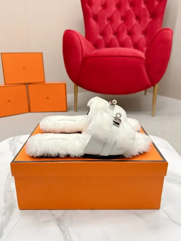 Hermes Step-ins women's on fur from buckle Kelly — Photo 2
