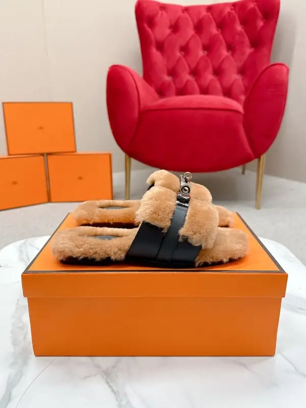 Hermes Step-ins women's on fur from buckle Kelly — Photo 2