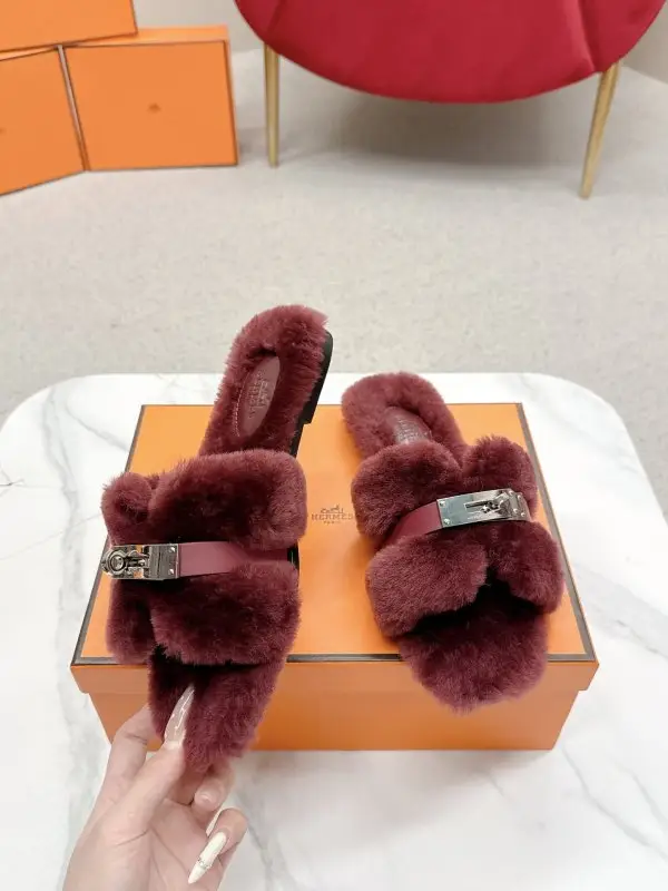 Hermes Step-ins women's on fur from buckle Kelly — Photo 3