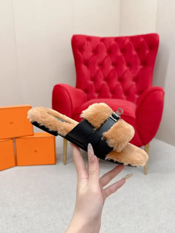 Hermes Step-ins women's on fur from buckle Kelly — Photo 4
