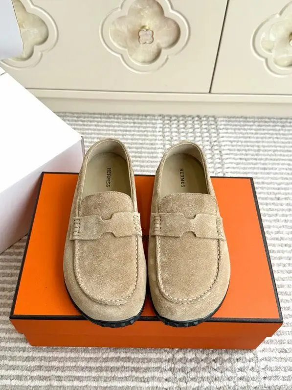 Hermes — Suede лоферы women's