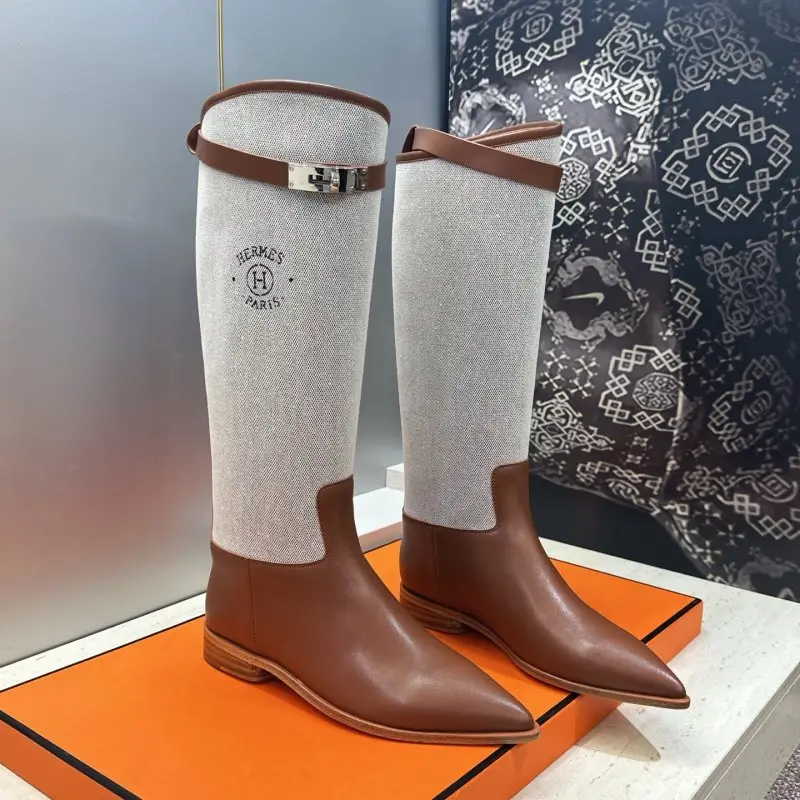 Hermes — Жіночі шкіряні чоботи пряжкою Kelly