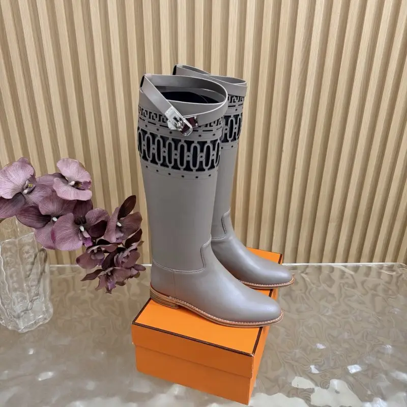 Hermes — Жіночі шкіряні чоботи пряжкою Kelly