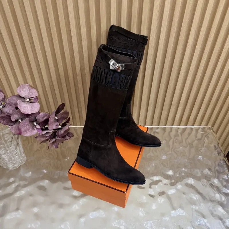 Hermes Women's leather boots buckle Kelly — Photo 2