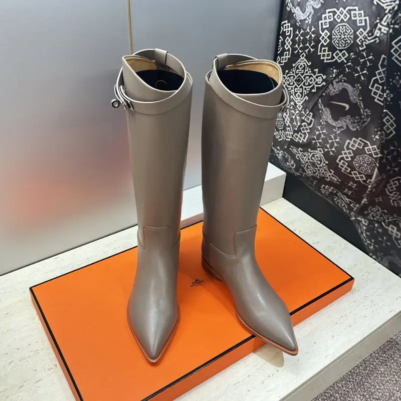 Hermes Women's leather boots buckle Kelly — Photo 2