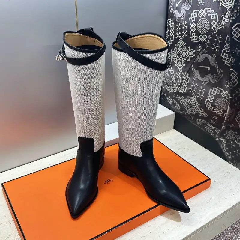 Hermes Women's leather boots buckle Kelly — Photo 2