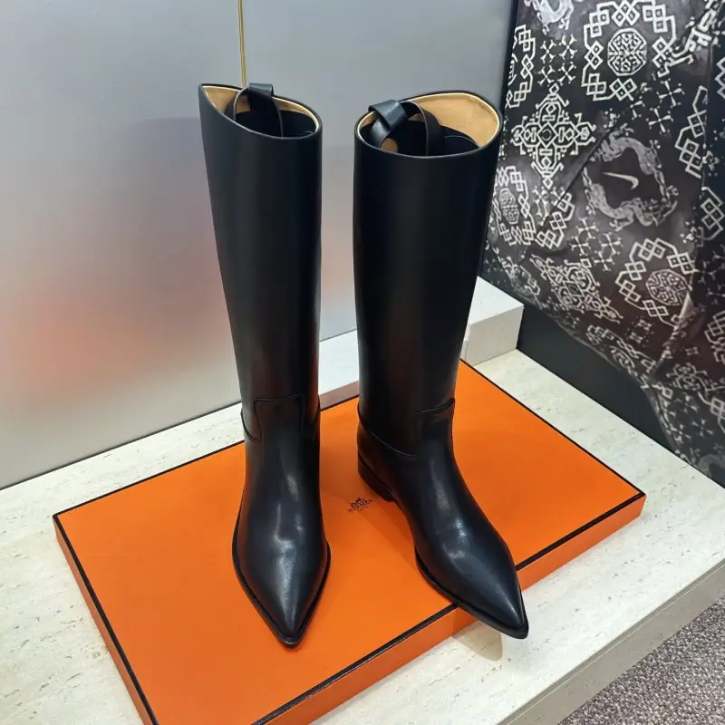 Hermes Women's leather boots buckle Kelly — Photo 2