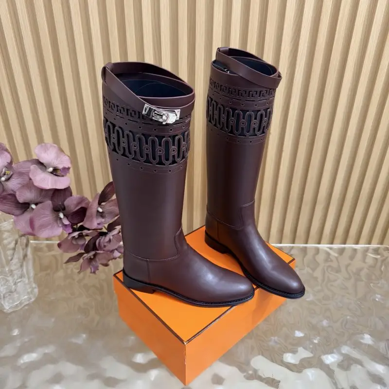 Hermes Women's leather boots buckle Kelly — Photo 3