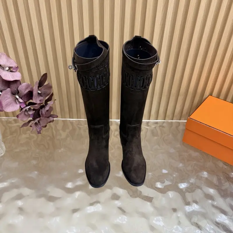 Hermes Women's leather boots buckle Kelly — Photo 4