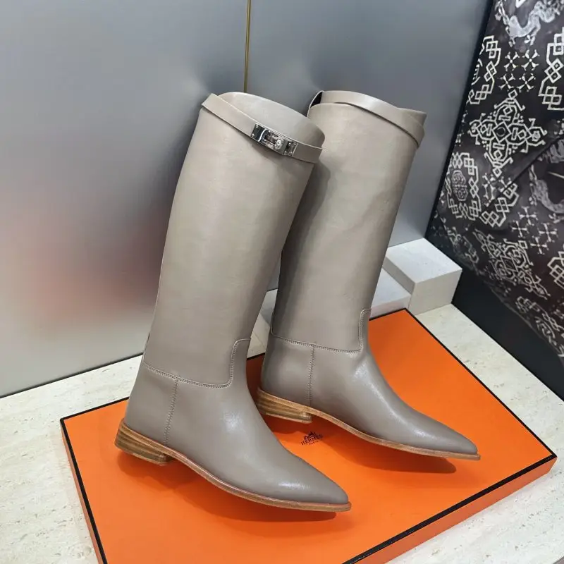 Hermes Women's leather boots buckle Kelly — Photo 4