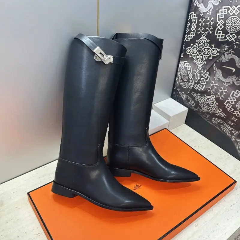 Hermes Women's leather boots buckle Kelly — Photo 4