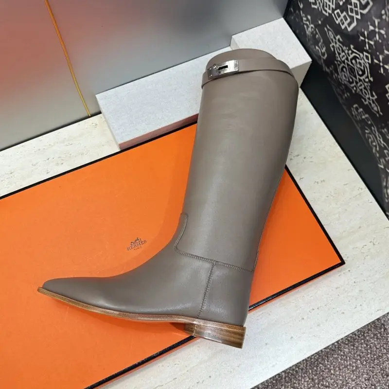 Hermes Women's leather boots buckle Kelly — Photo 5