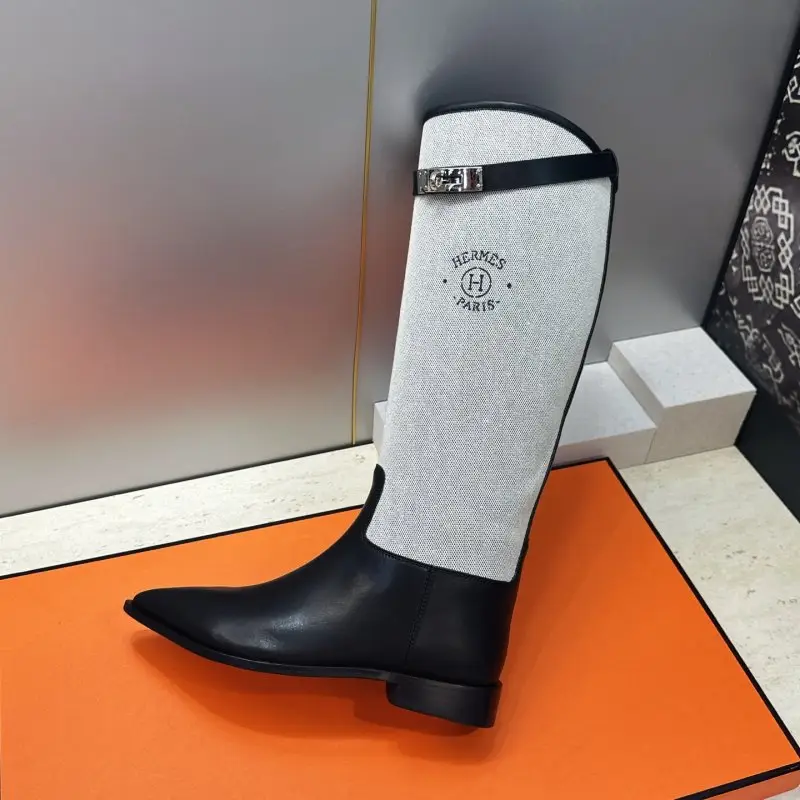 Hermes Women's leather boots buckle Kelly — Photo 5
