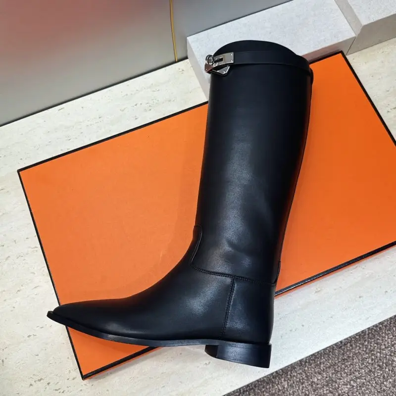 Hermes Women's leather boots buckle Kelly — Photo 5