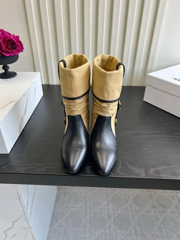 Isabel Marant Retro boots at style patchwork — Photo 3