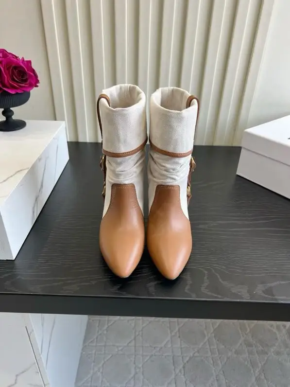 Isabel Marant Retro boots at style patchwork — Photo 4