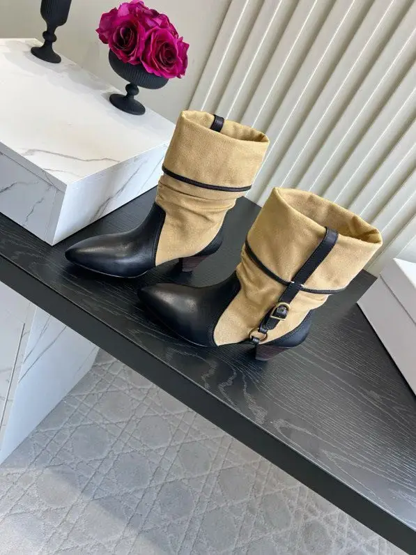 Isabel Marant Retro boots at style patchwork — Photo 5