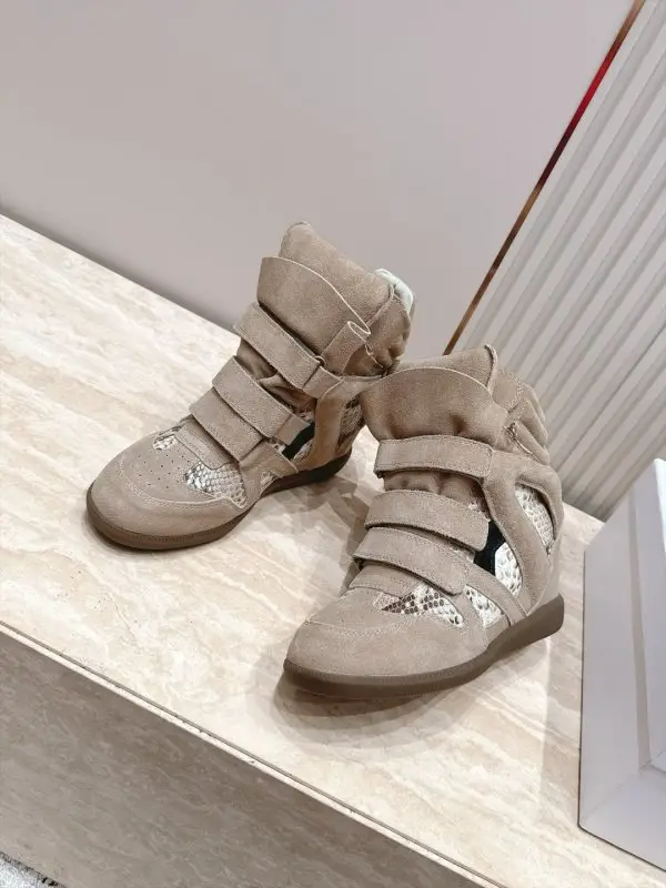 Isabel Marant Sneakers on Wedge — Photo 3